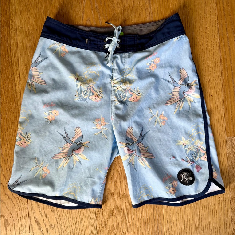 Quiksilver Highline Surfsilk Light Blue Floral & Bird Boardshorts